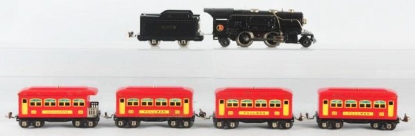 Lionel No.259 Passenger Train Set.: O-gauge. Pre-war. Includes No.259 engine with a No.261 T tender. Tender has the original box. Includes four passenger cars. Three No.629 Pullmans and a No.630 observation. Cars have slight scratching 