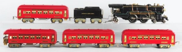 American Flyer Passenger Train Set.: Standard gauge. Includes original set box. Set box has some creasing and tearing split on all corners. Partial paper label remains. Pre-war Includes No.4695 pipe type steam engine. Engine does have so