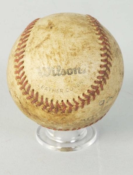 Autographed Baseball.: No COA or LOA. Names signed are Yogi Berra, Babe Ruth and Ted Williams. Looks possibly like a non-player has autographed these. Condition (Good).