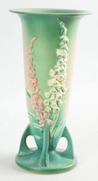 Roseville Pink/Green Vase. - Jan 21, 2014 | Dan Morphy Auctions in PA