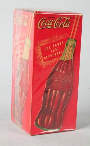 1939 Coca-Cola Unopened Box of Straws.: Strong remaining color with only light soiling and a few bends in the box on two of the panels. Only very mild wear. Condition (Very Good Plus). Size 8 - 1/2" T.