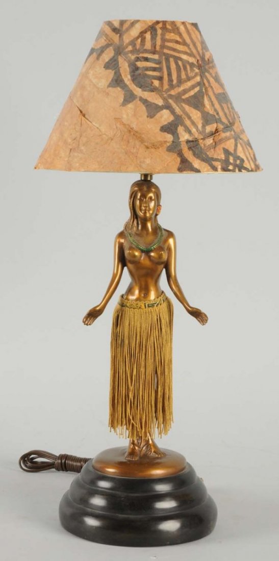 Hawaiian Hula Girl Metal Lamp.