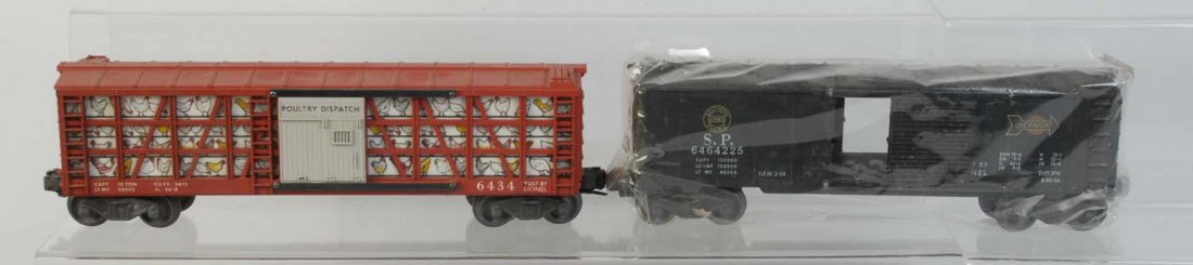 Lionel No.6464-225 & No.6434 Rolling Stock.: Includes No.6464-225 Southern Pacific has rust on one truck. No.6434 poultry car few spots of rust on frame and trucks. Condition (Very Good).