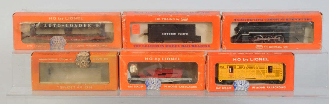 Lionel HO Assorted Trains.: Lionel No.0367 Steam locomotive complete like new in original box. Box has a torn cellophane front. Lionel No.0625T-110 Southern Pacific tender complete like new in original box. No.0850 Rocket launch