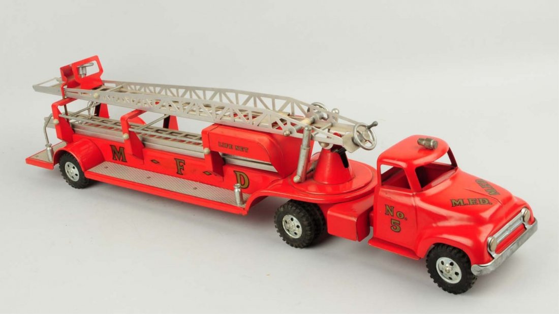Tonka Pressed Steel Ariel Fire Ladder Truck.: Truck is all original and complete does have virtually no play wear. Condition (Near Mint). Size 32" L.