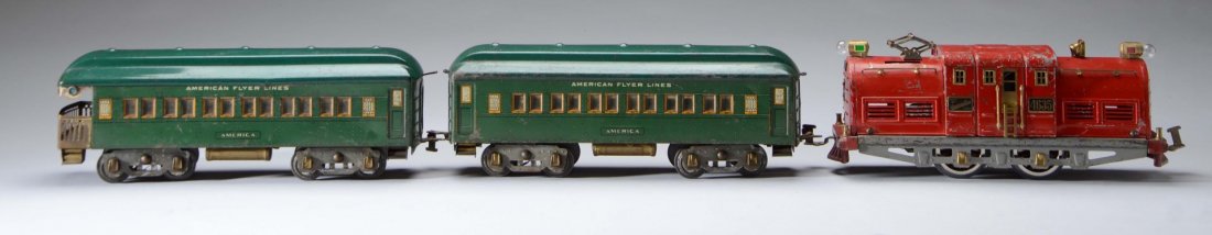 American Flyer 4635 Loco & 2 Passenger Cars.: Standard gauge. No.4635 locomotive cast headlights have been replaced. Has been re-wheeled. Scratches and paint chips throughout. American Flyer America Pullman car, is complete and all original. Has 