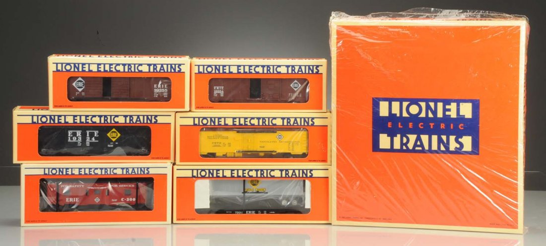 Lionel LTI Erie Freight Set.: Set comes with No.11734 Erie Alco ABA diesel locomotive, No.19324 Erie hopper, No.19415 Erie flat car with a trailer, No.19255 Erie double door box car, No.19535 Erie reefer, No.19254 Erie box car, No