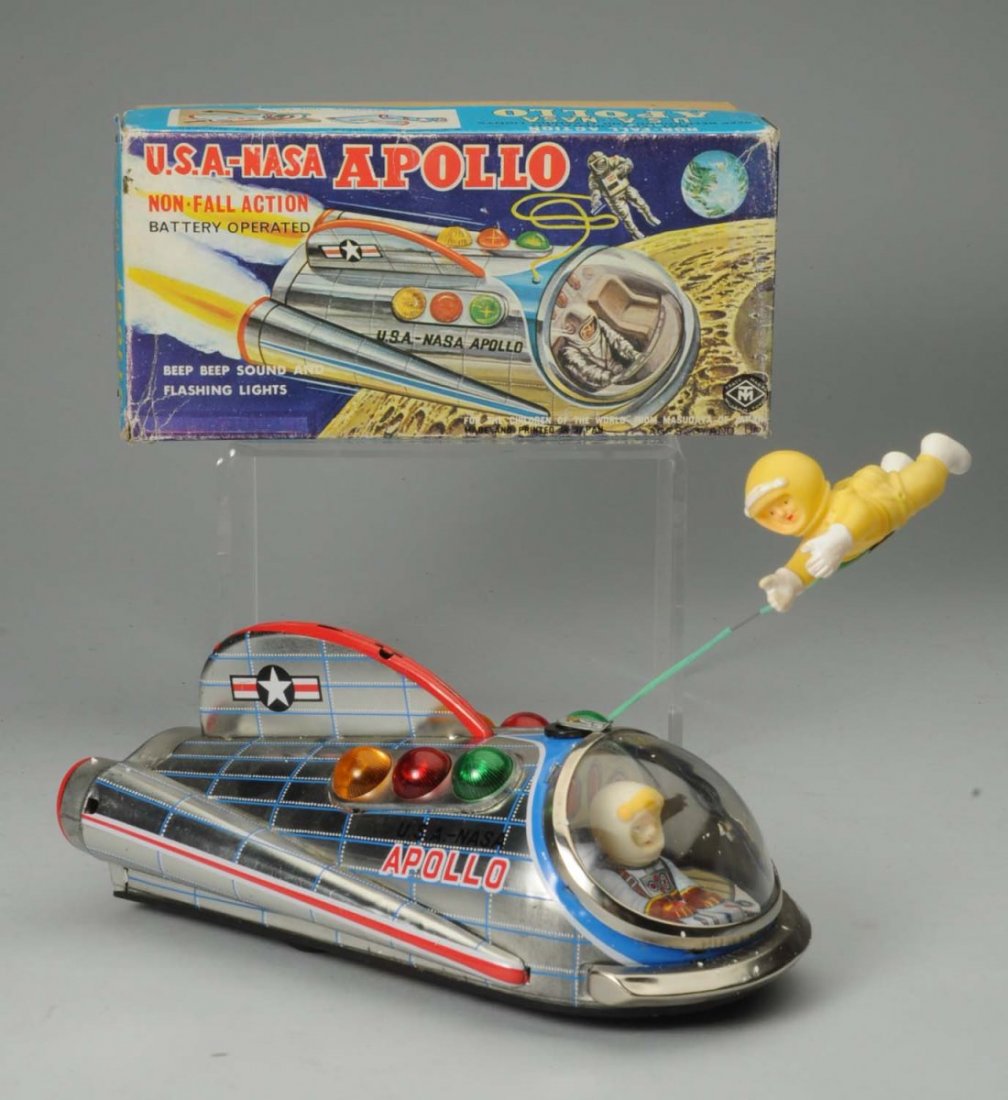 USA-NASA Apollo Spaceship in Box.: Japanese. With original floating astronaut. Condition (Excellent). Size 9 - 1/2" L.