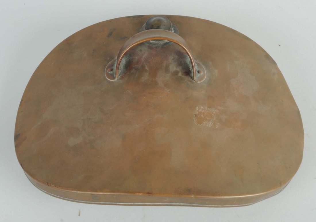 English Copper Hot Water Bottle.: This early copper water bottle is in great condition. Condition (Very Good). Size 14" L.