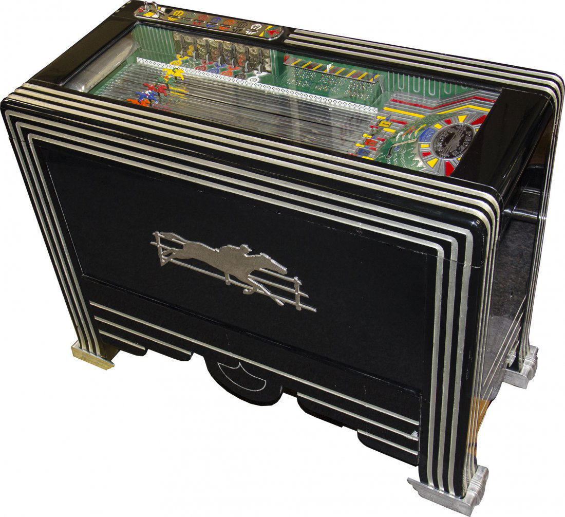 5 Cent Pace’s Races Horse Race Slot Machine w/Jackpot.: 5 Cent Pace’s Races 7-Way Light-Up Horse Race Slot Machine w/Jackpot c1940, In Restored Black & Chrome Floor Console w/ Keys.