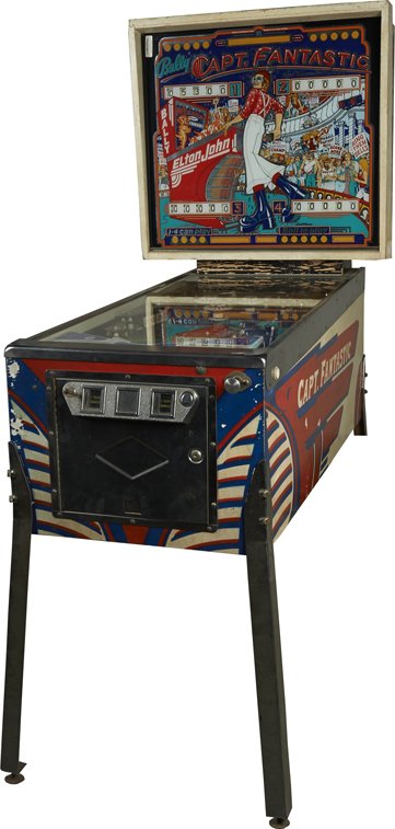 25 Cent Bally Captain Fantastic Pinball Machine.: 25 Cent Bally Captain Fantastic Pinball Machine c1976, Elton John Theme Back glass & Playing Field In Great Condition, w/ Key.