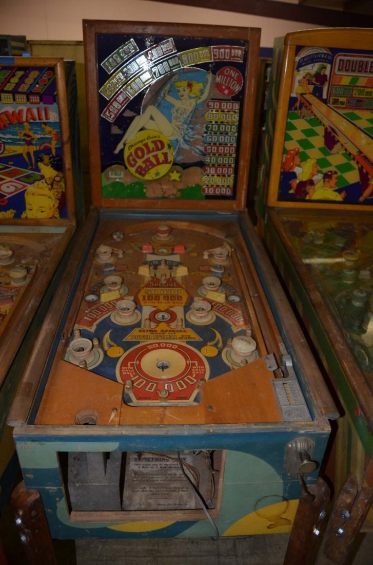 1947 Chicago Coin Gold Ball.: Playfield: Fair. Backglass: Poor. Cabinet: Fair. Functionality: Untested.