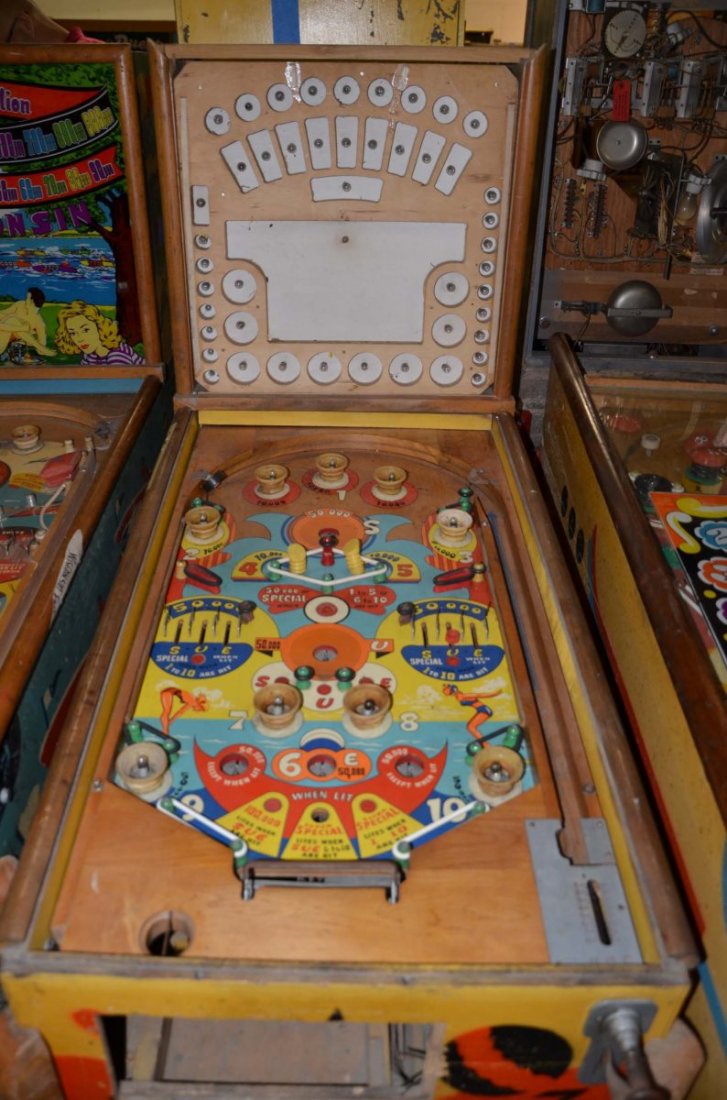 1948 T&M Sales Sweet Sue (Havana conv).: Playfield: Good. Backglass: n/a. Cabinet: Fair. Functionality: Untested.