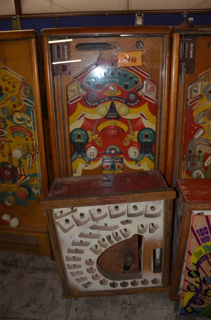 1948 Exhibit Build Up.: Playfield: Good. Backglass: n/a. Cabinet: Fair. Functionality: Untested.