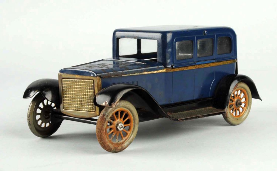 Bing Tin Smoking Set Car.: Car itself has significant litho loss, scratches, and deterioration. Slight oxidation to the sides of the car. Front hood opens on its side. Condition (Good). Size 9" L.