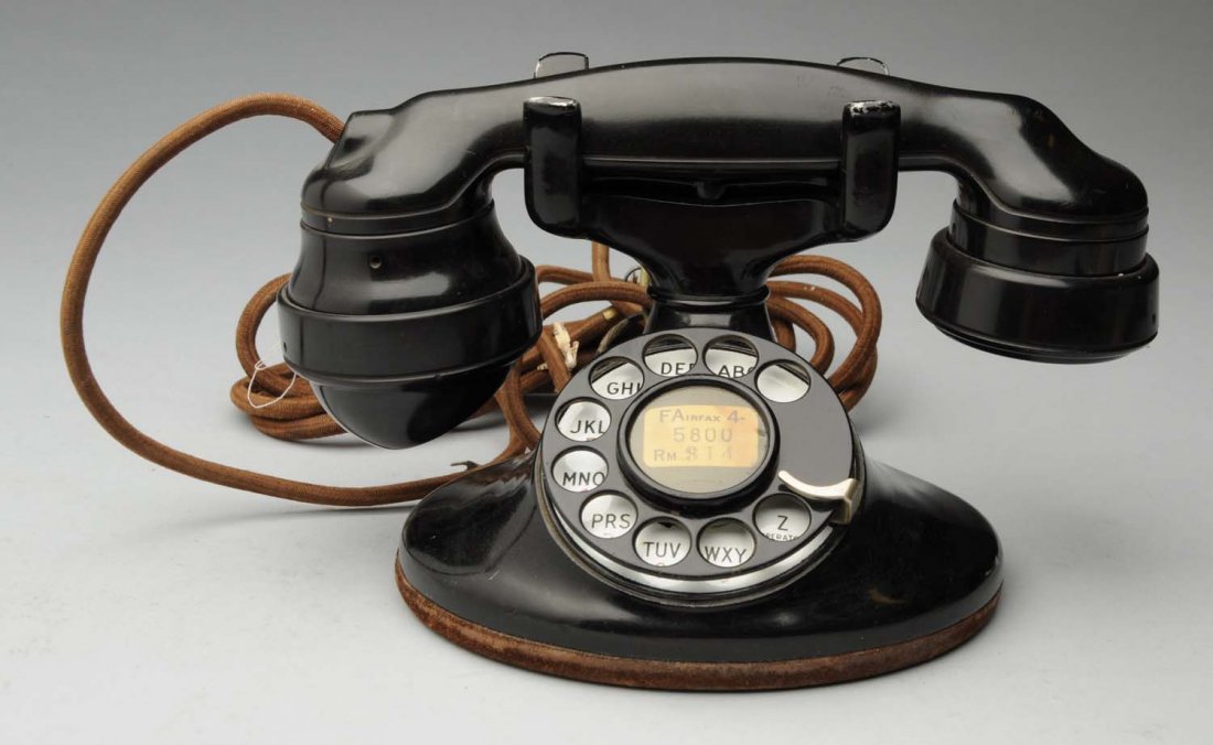 Western Electric Desk Telephone.: This phone has the E1 handset. Only very minor paint loss on cradle. Nice clean phone. Condition (Excellent). Size 8" L.
