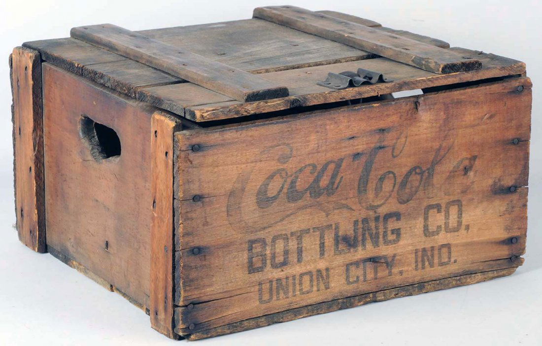 Unique Coca-Cola 1905-1910 36 Bottle Hutch Crate.: Much more rare than any Hutch bottle! Designed to accommodate bottle storage upside down to keep stoppers wet. From Union City, Indiana. With great top latch and interior hinges. Light to moderate wea