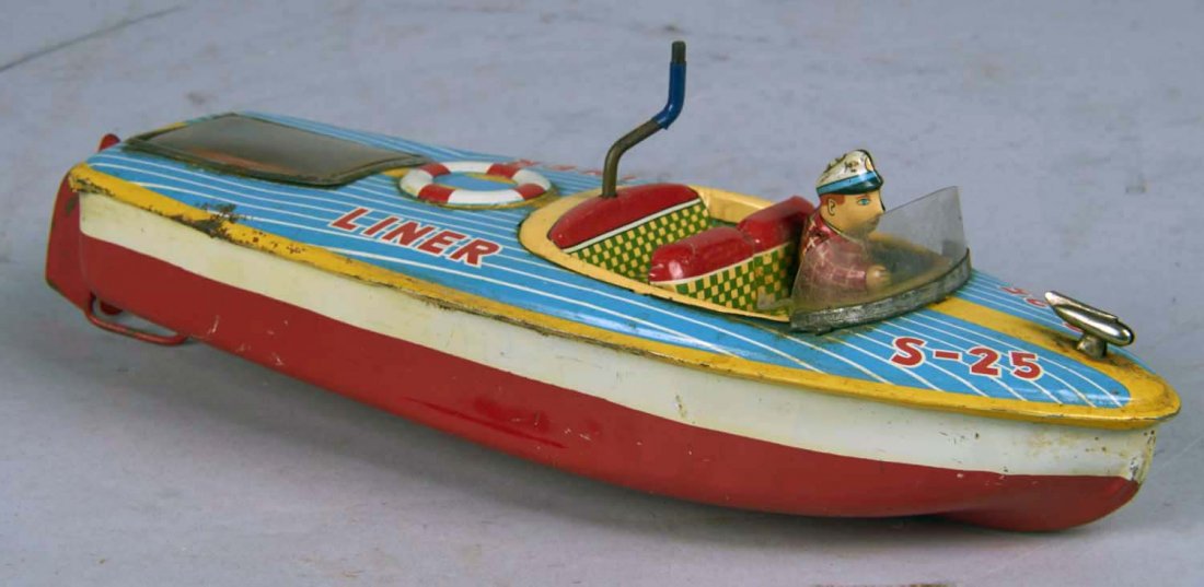 S-25 Liner Tin Litho Speed Boat Wind-Up Toy: Engine Pistons & Propellor Move w/ Crank, Some light rust patches Condition Good Size 10" Long