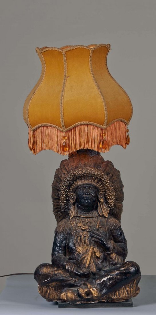 Native American Indian Chief w/ Headdress Lamp: Native American Indian Chief w/ Headdress Lamp w/ Burlap Lamp Shade Condition Very Good Size 15" x 18" x 33" with shade