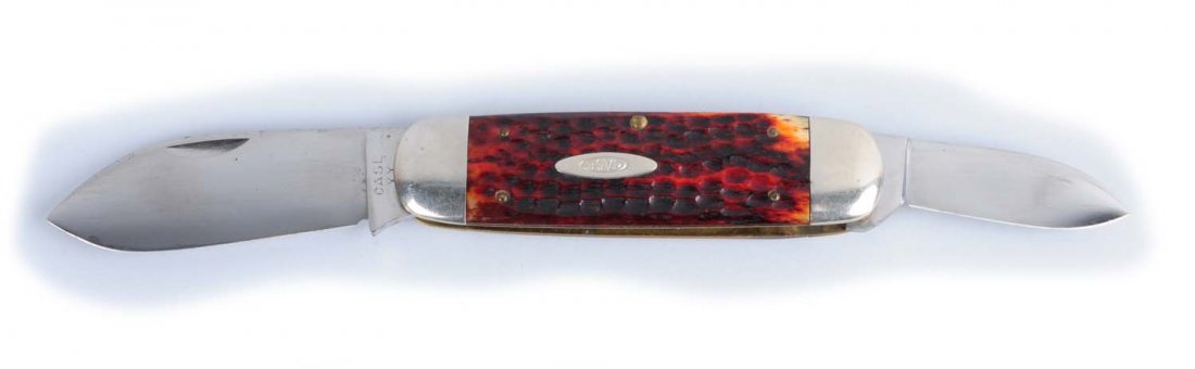 Case Knife.: Case XX 4 - 3/8" No. 6250 two-blade "Sunfish" handled in red bone. Scales are perfect. Blades are mint. Fine example! Circa 1940 - 1964. Condition (Near Mint Plus).