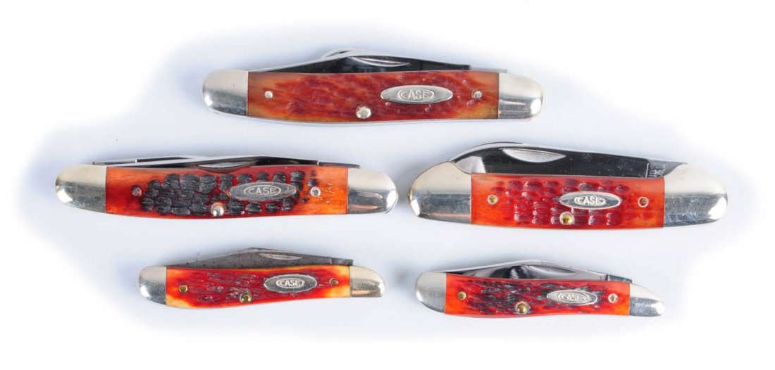 Lot of 5: Case Knives.: Lot includes: Case XX 2 - 3/4" No. 6220 two-blade "peanut" handled in red bone. Circa 1940 - 1964, a Case XX U.S.A 3 - 7/8" two-blade "muskrat" handled in red bone. Circa 1971, a Case XX 3 - 7/8" thre