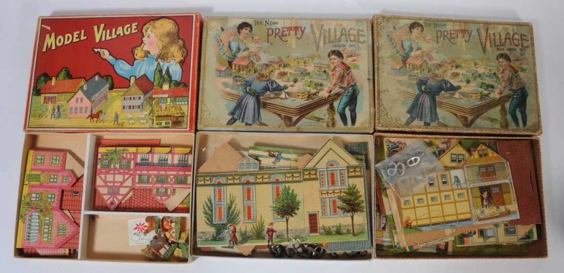 Lot of Puzzles.: Lot includes five various puzzle games: welcome comrades, Tuco, Disney puzzle blocks, New World map puzzle, and another game. All boxes have creases and tears throughout, they also have colorful graph