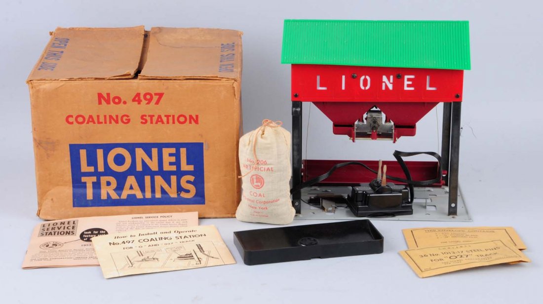 Lionel 497 Calling Station.: Calling station is complete and all original. Very good condition. Box does not have inserts. Comes with a bag of coal. Box has some minor stains.