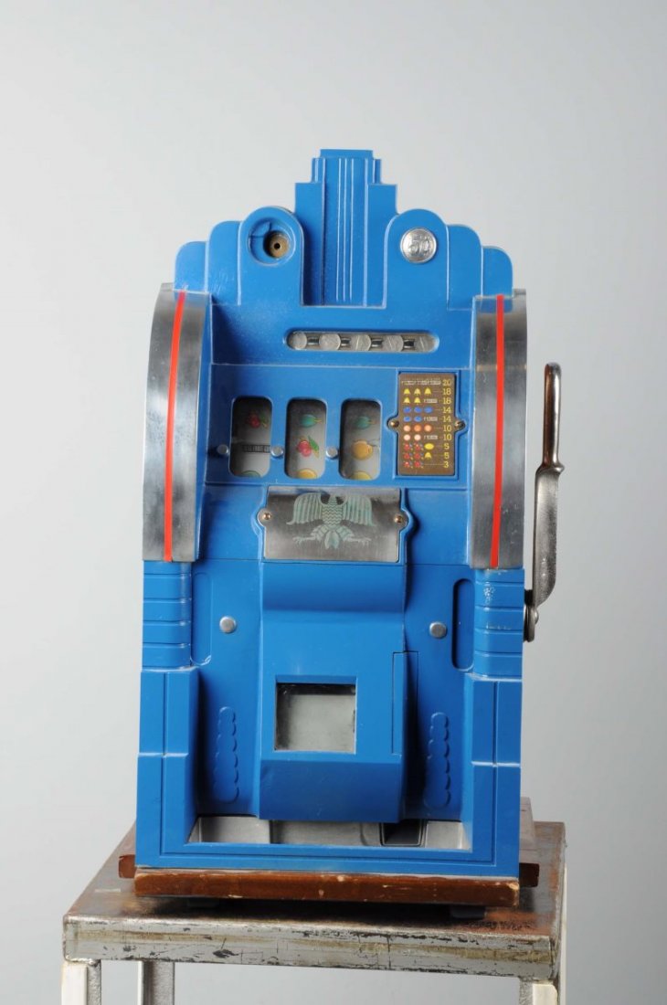 5 ¢ Mills Extraordinary Slot Machine: Also called World's Fair Century. Cash box is new. Back door is rusty. Includes key. Condition (Good).