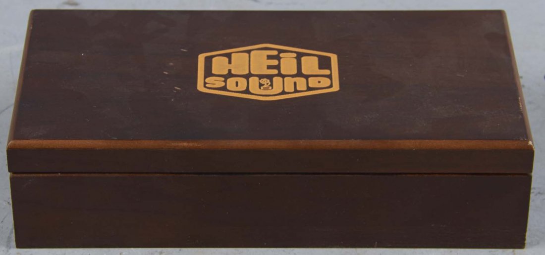 Heil Sound Microphone Goldline Presentation Model: Twentieth anniversary model with wood presentation box. Number 179 of 200. Appears to be unused. Condition (Near mint). Size 9-3/8" x 4-1/2" x 2-1/2"