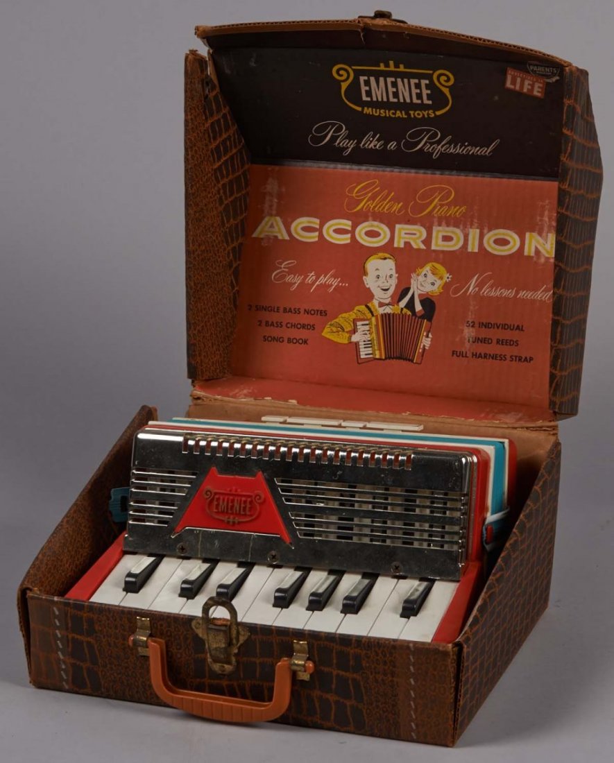 emenee golden piano accordion