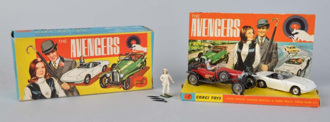 Diecast Corgi Avengers Gift Set.: Inside insert, two vehicles and two figure with canes. Does have some damage, a piece of windshield missing. Condition (Good - Very Good). Size Box: 7 - 1/4" L.