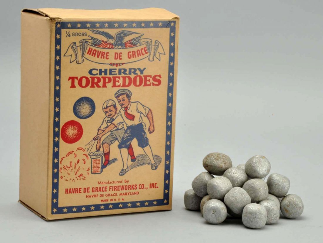 Beautiful Havre De Grace Cherry Torpedo Box. (1 of 4)