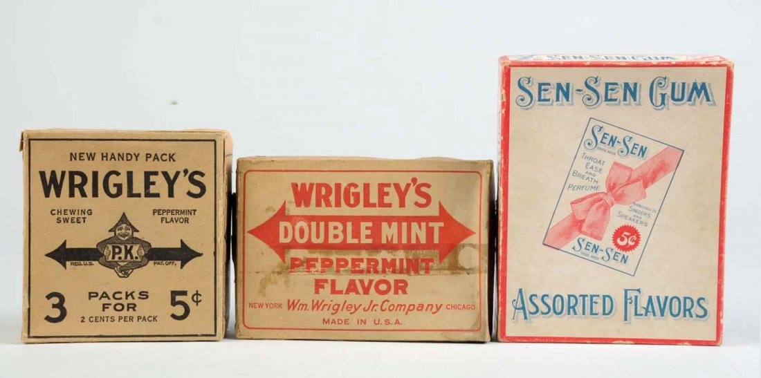 Lot Of 3: Chewing Gum Vendor Boxes.: This lot includes a Sen - Sen Gum box, a Wrigley's Handy Pack box with small packs and a Wrigley's Double mint Gum display box with eighteen original packs. Minor wear overall. Condition (Very Good Pl