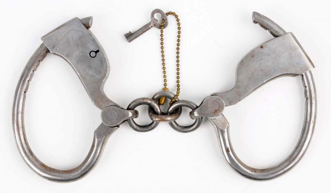 Towers Double Lock Handcuffs. (1 of 1)