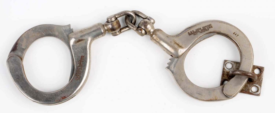 Harrington & Richardson "Super" Cuffs. (1 of 2)