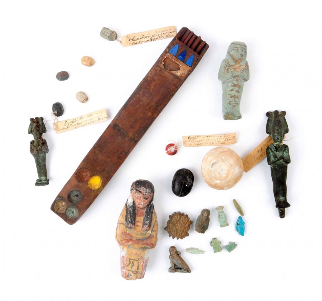 Lot Of Small Carved Items.: This lot is a mix of Native American and Egyptian items. One small scarab beetle is labeled as being 3000 years old. This is unconfirmed. Interesting group in any event. Condition (Very Good Plus). Si