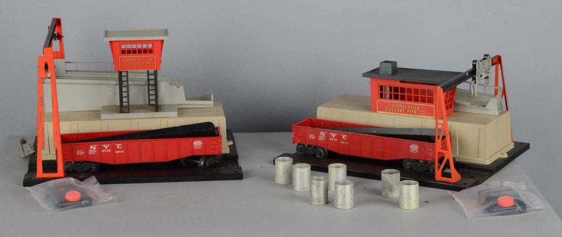 Lot Of 2: Lionel 342 Culvert Pipe & 345 Unloader (1 of 1)