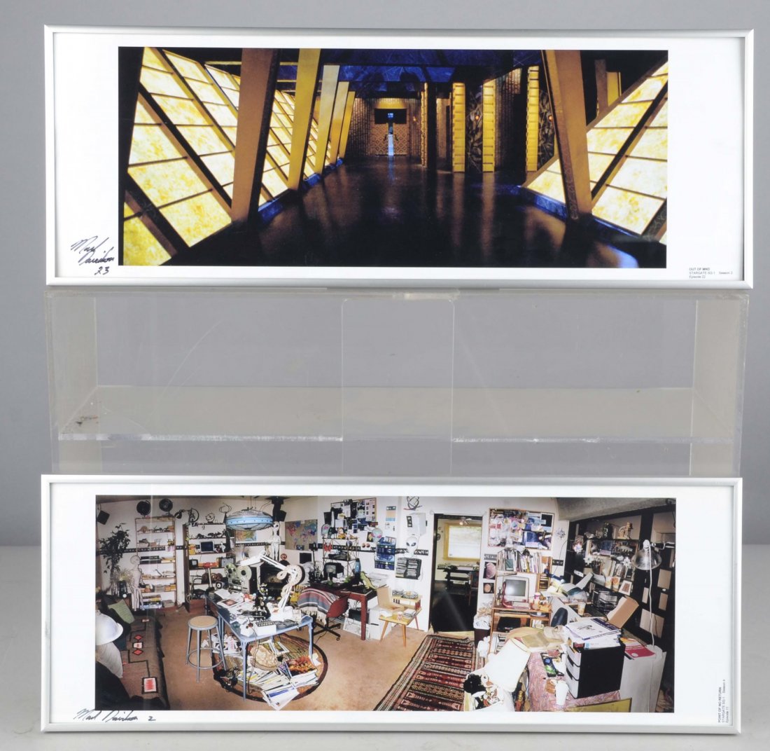 Lot of 4: Stargate SG-1 Set Photos & Poster (1 of 2)