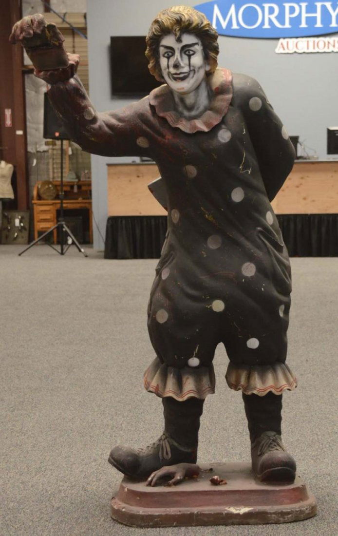 Tall Evil Scary Clown Statue (1 of 4)