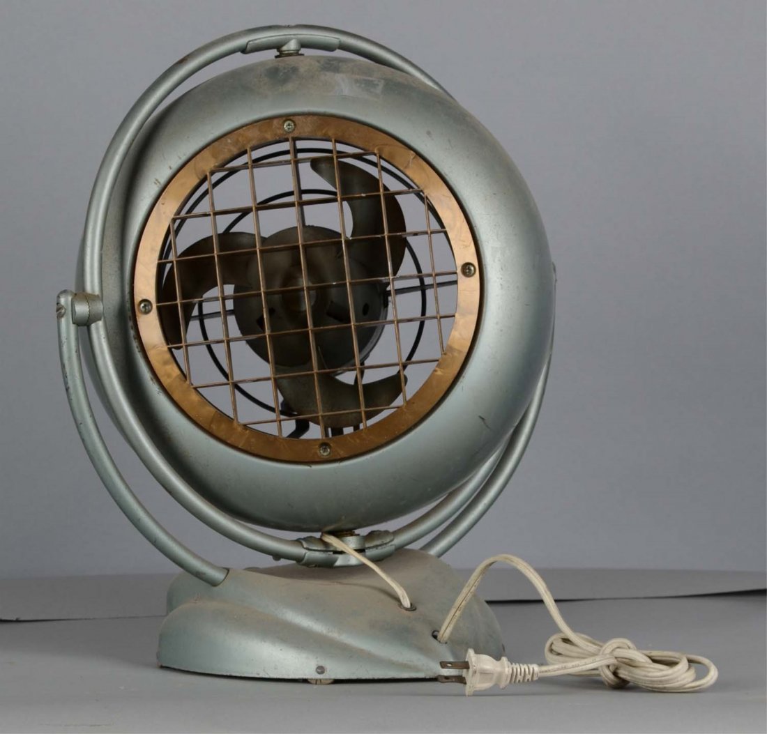 Vintage Gilbert Electric Desk Fan (1 of 2)