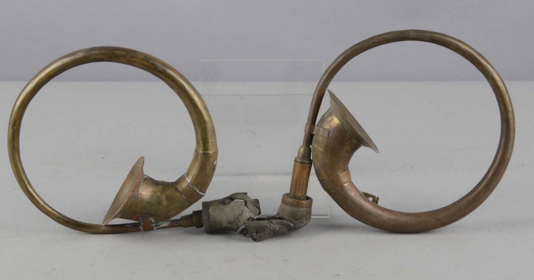 Lot of 2: Brass Horns (1 of 2)