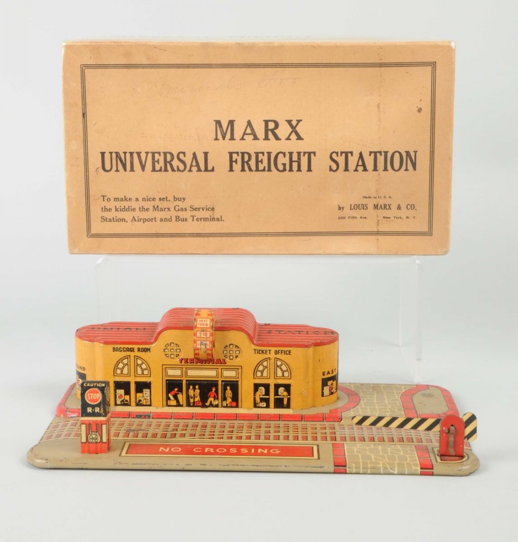 Marx Universal Freight Station. (1 of 1)
