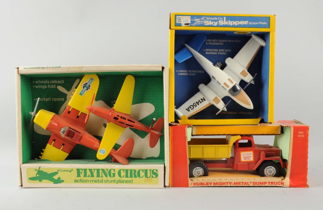 Lot Of 3: Boxed Planes & Dump Truck. (1 of 1)