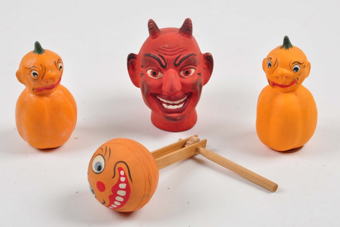 Lot Of 4: Halloween Figures. (1 of 1)