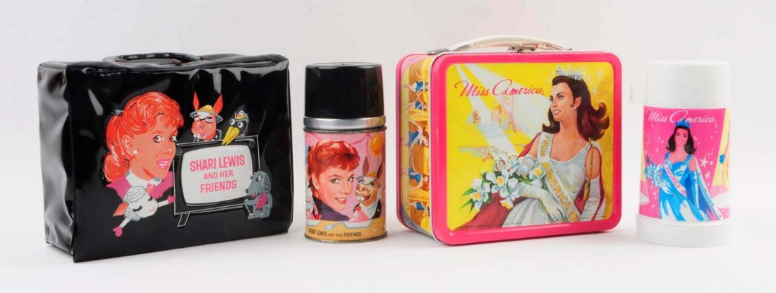 Lot Of 2: Assorted Lunchboxes. (1 of 3)