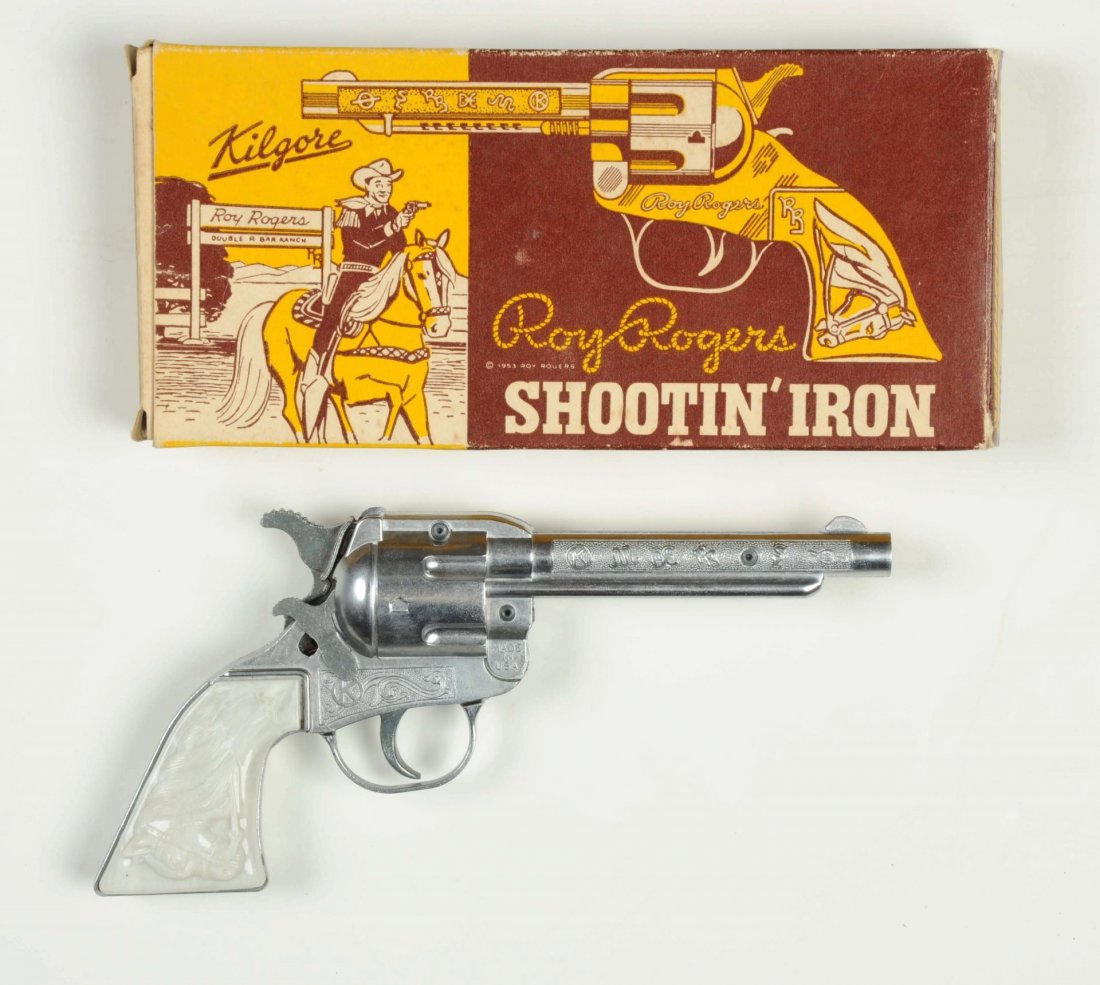 Roy Rogers Kilgore Cap Gun In Box.: (Gun: Near Mint - Box: Very Good Plus). Size 9" L.
