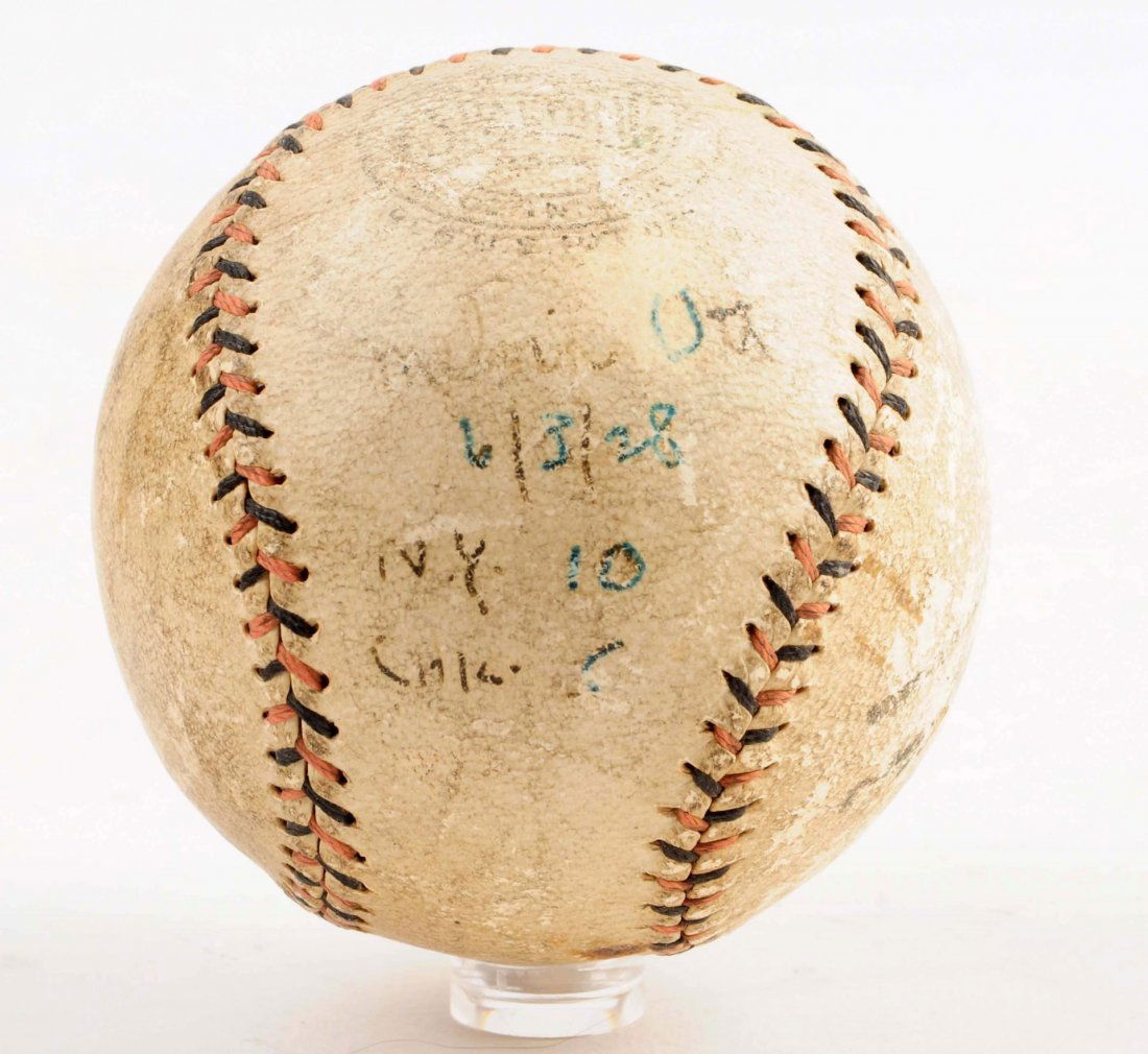 Official National League Game Used Ball. (1 of 6)