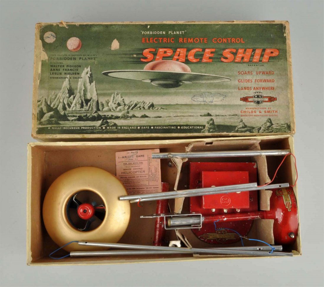 English Diecast Remote Control Spaceship Toy. (1 of 7)