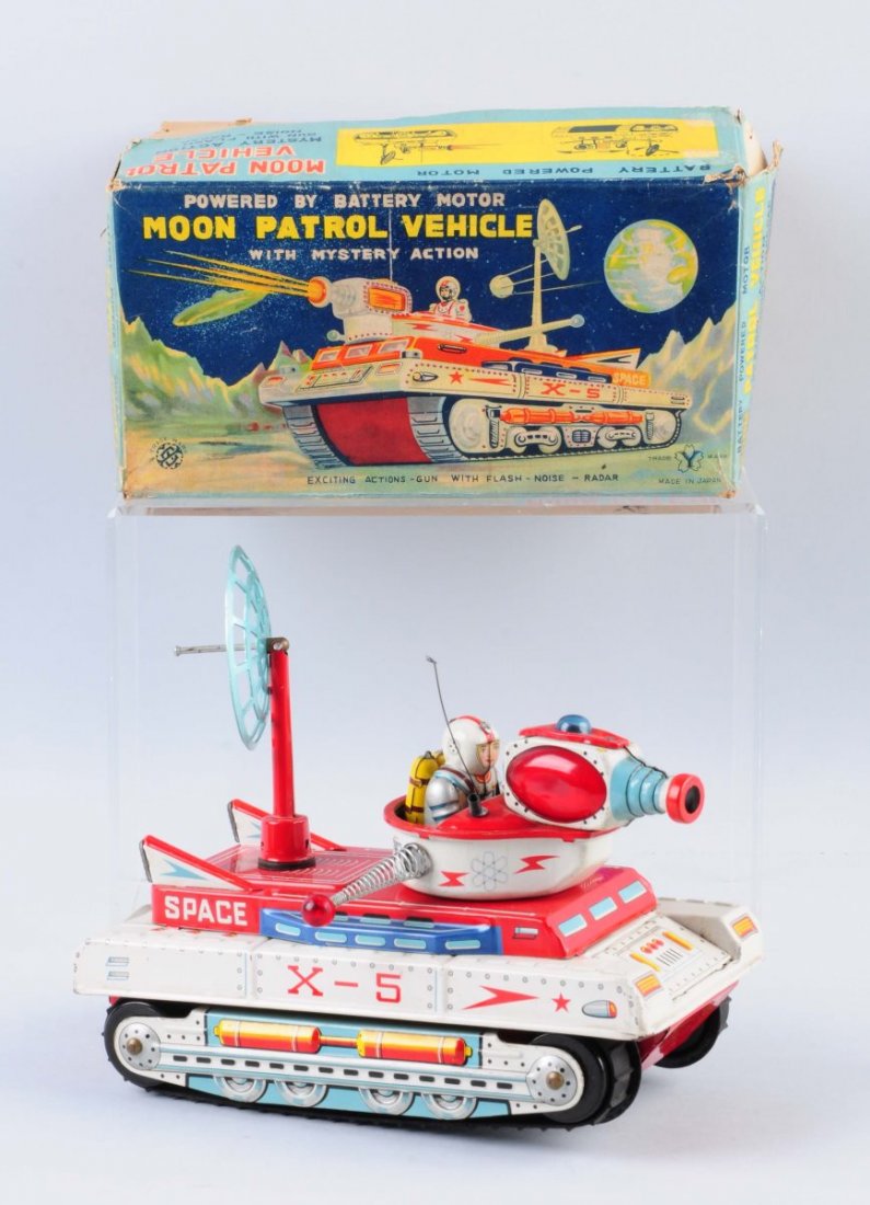 Tin Litho Battery-Op Moon Patrol Vehicle X-5. (1 of 6)