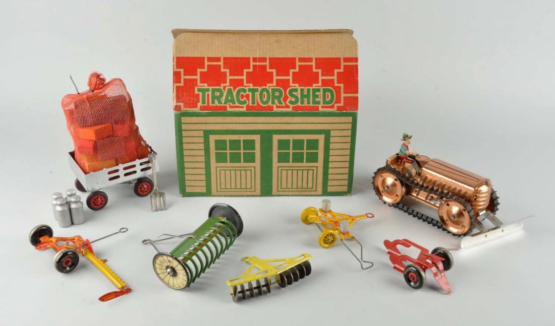 Marx Tin Litho Wind-Up Tractor Shed Set. (1 of 3)